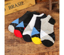 今夏必buy！潮流襪子新風(fēng)尚，穿出你的個(gè)性態(tài)度